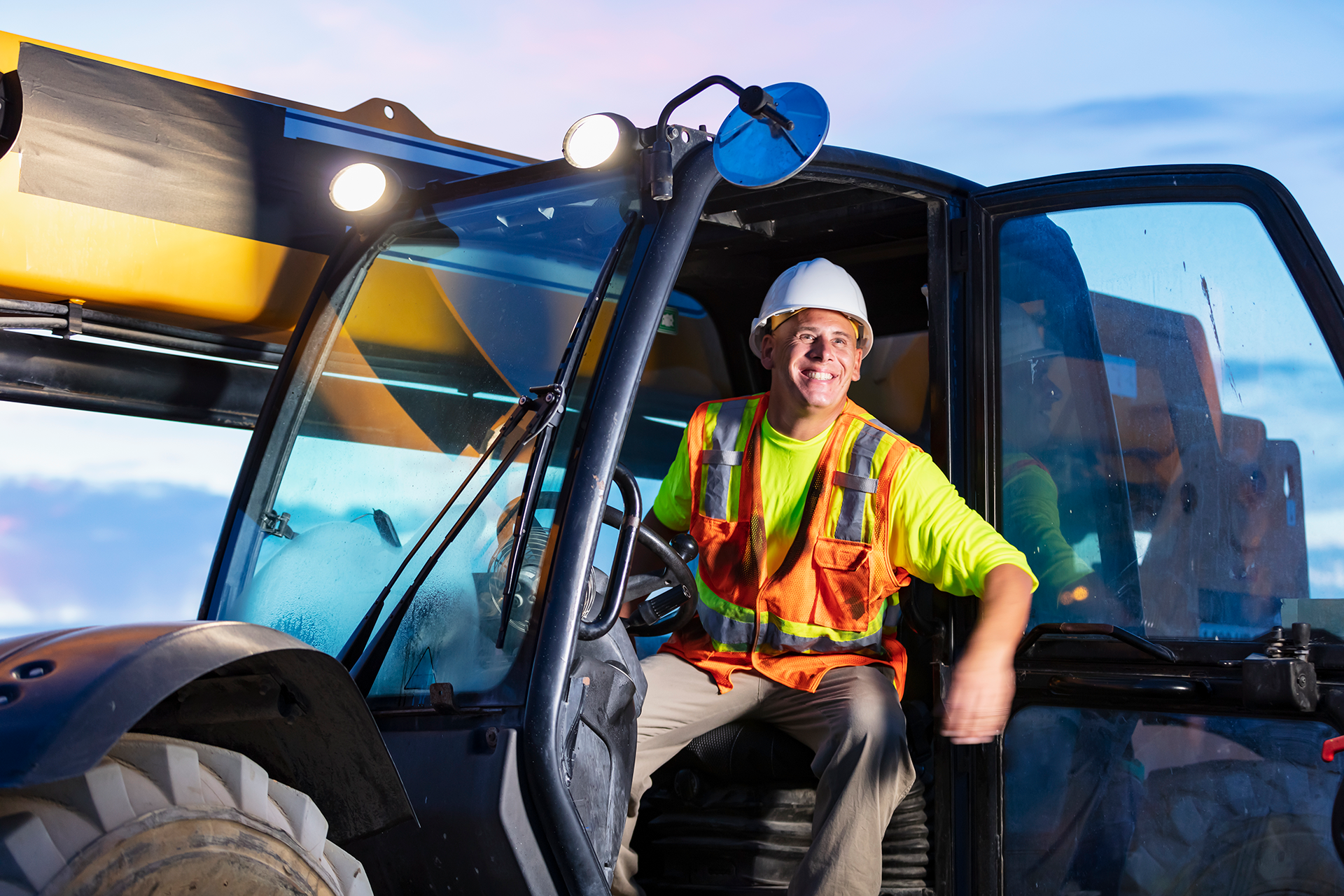 Improve Forklift Visibility by Replacing Metal Grids with Polycarbonate